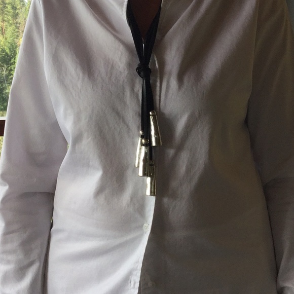 Ladies Costume Necklace - Picture 3 of 8